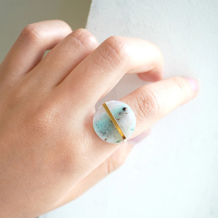 Slice 10k goldener Ring w. Aquaprase