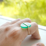 Slice 10K Gold Ring w. Chrysoprase