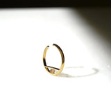 Tip S 18K Gold Ear Cuff w. Diamond