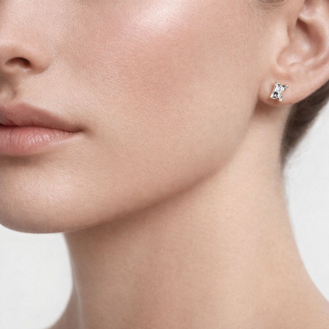 Alphabet Initial K 18K Gold, Whitegold or Rosegold Stud Earrings w. Solitaire Lab-Grown Diamond