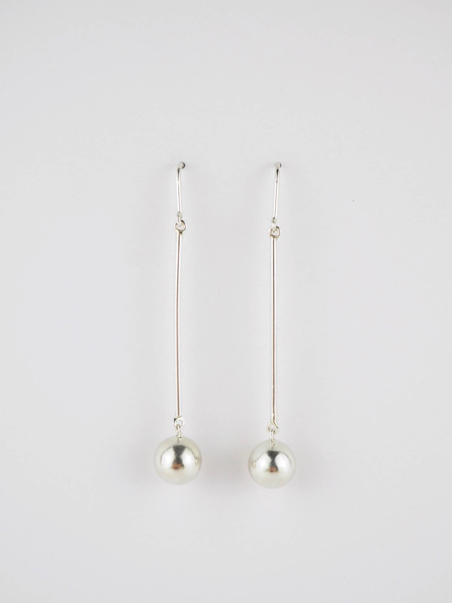 Long Billes Silver Earrings