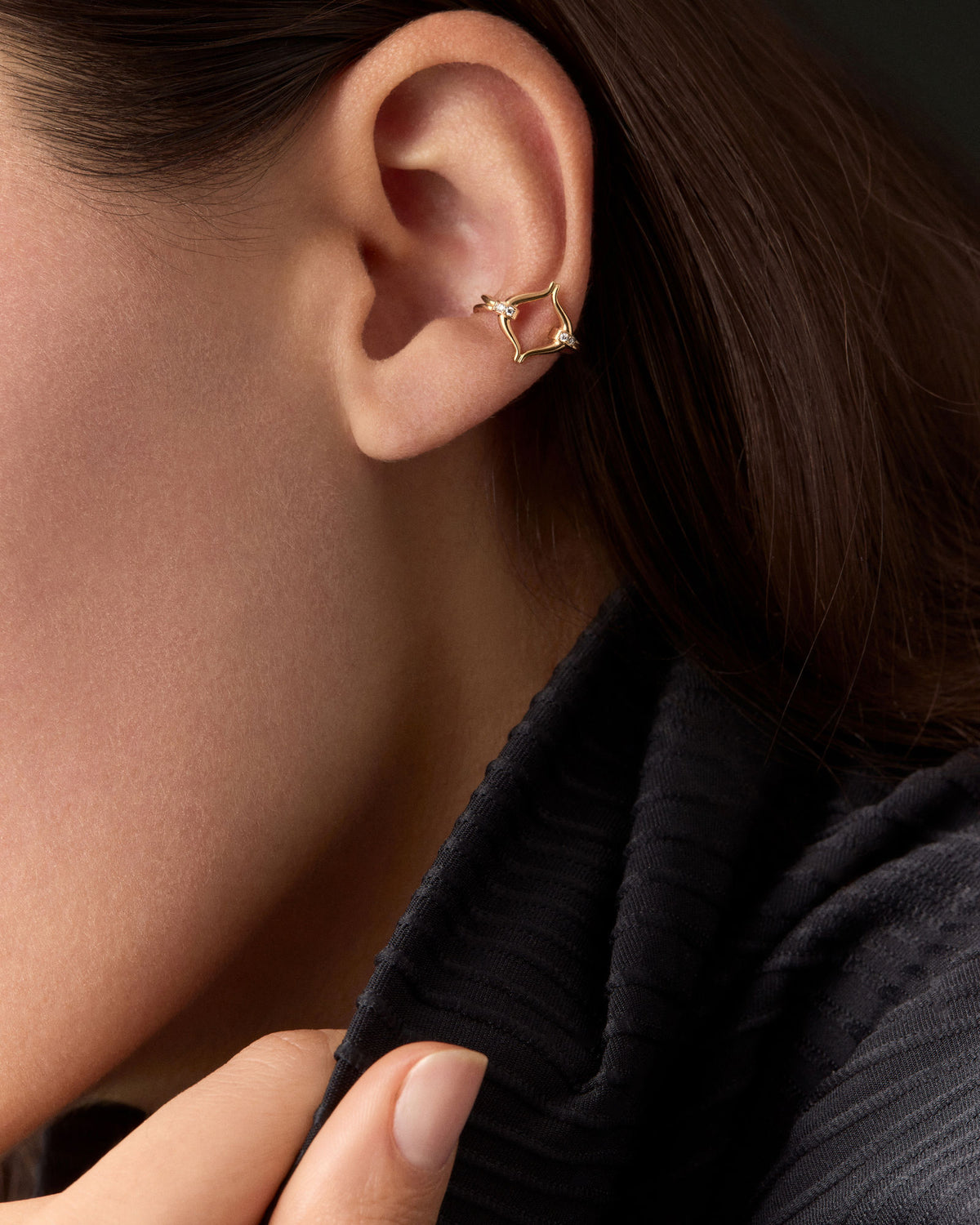 Eboris Link Ear Clip 18K Gold Earring w.Diamonds