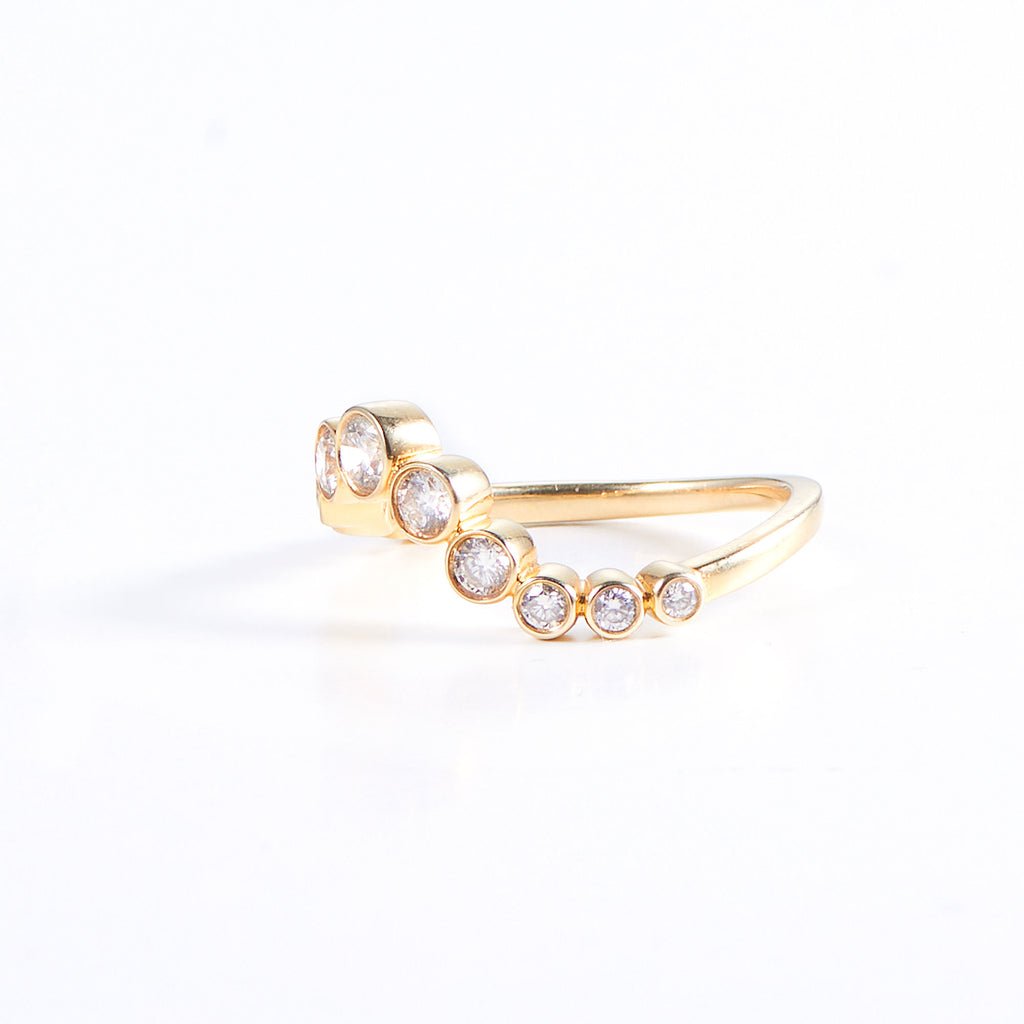 Ersa 14K Gold Ring w. Diamonds