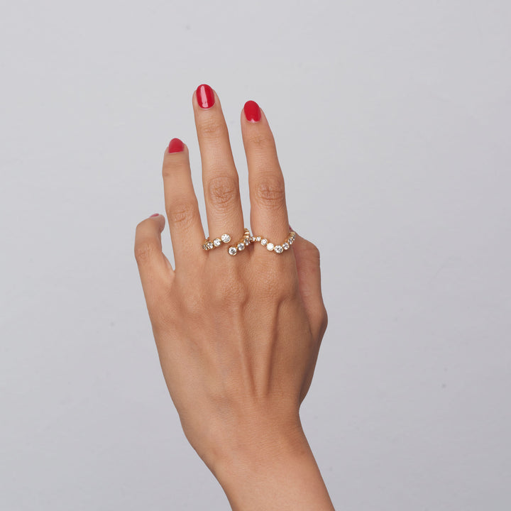 Naia 14K Gold Ring w. Diamonds