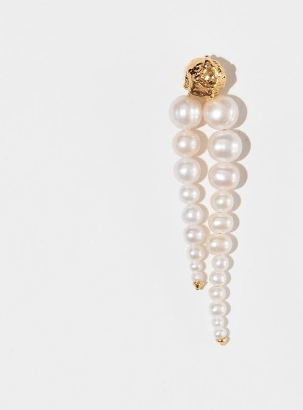 Les Meres | The Pearl Pearl Pearl Gold Plated Earring w. Pearls
