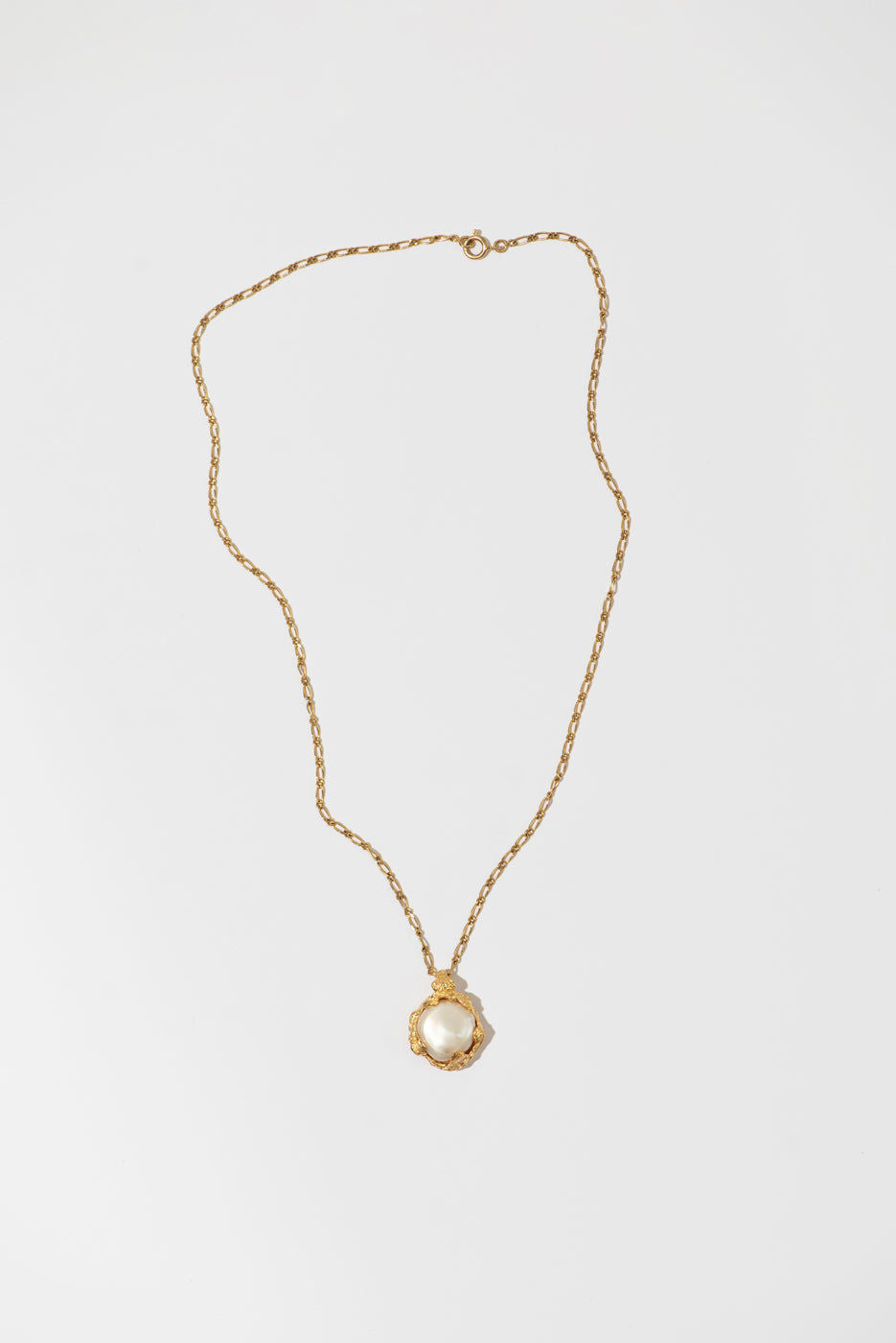 The Halo 18K Gold Plated Pendant w. Pearl
