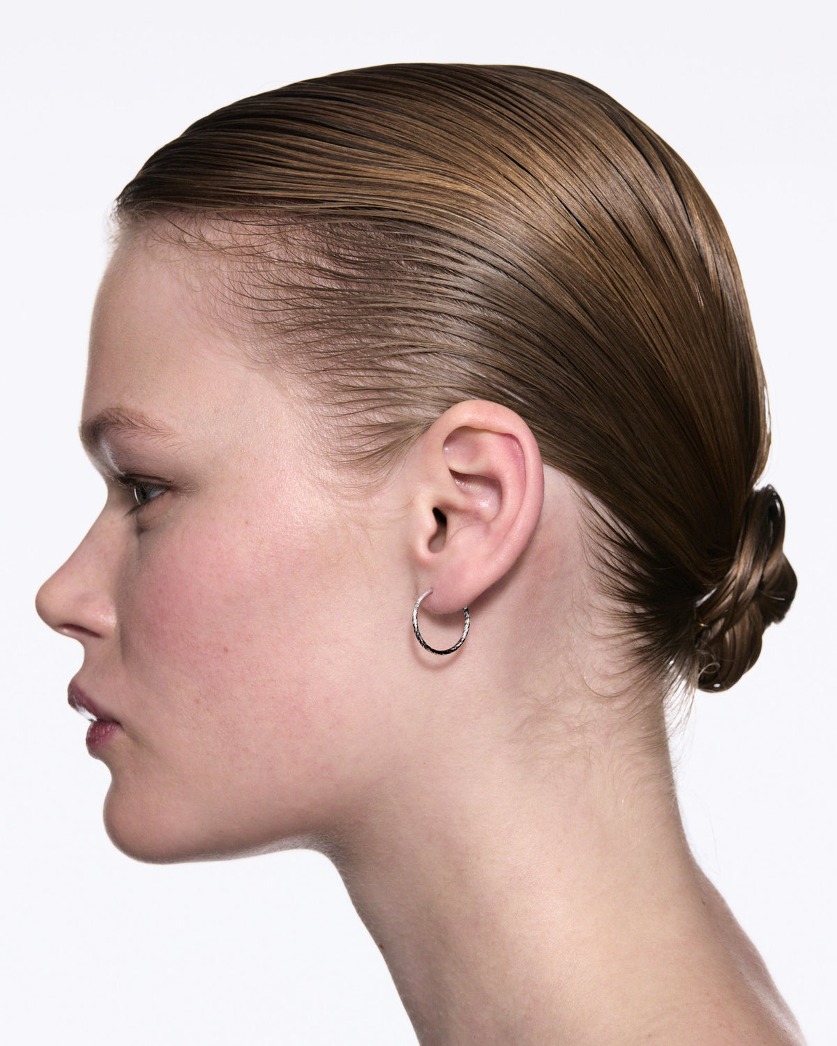 Liv 15mm 14K White Gold Hoop