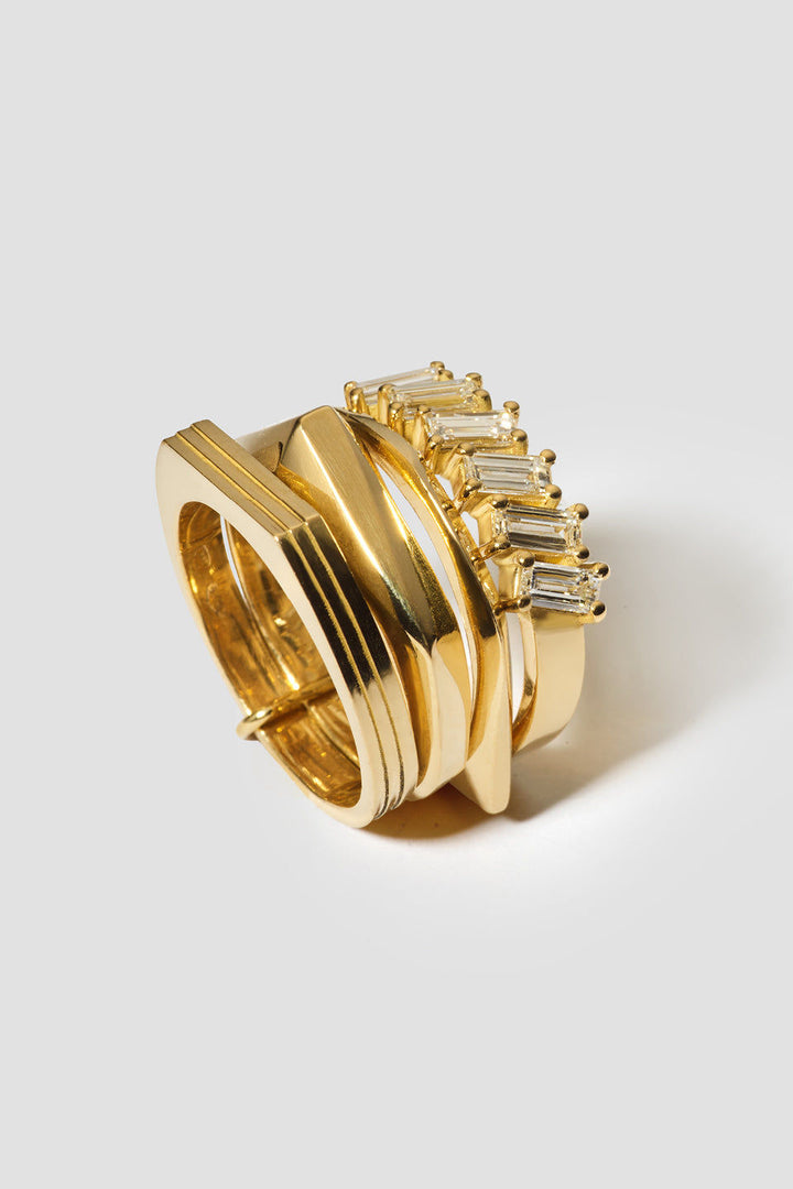 Anthology 10 18K Gold Ring w. Diamonds