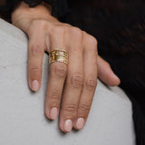 Lovelines Small Wedding 18K Gold Ring