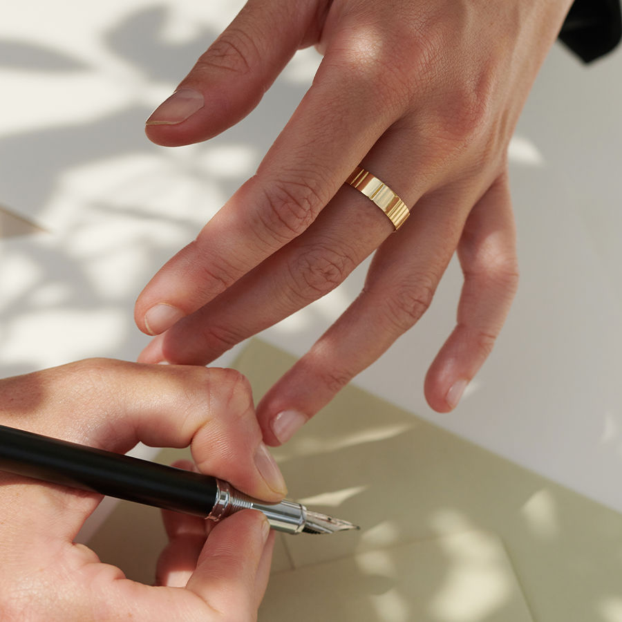 Lovelines Wedding 18K Gold Ring