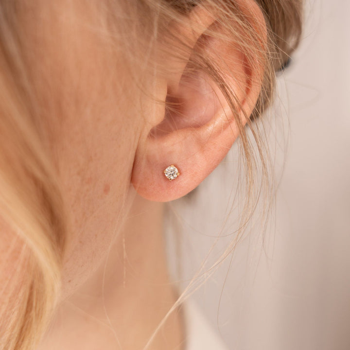 Lumina 18K Guld Studs m. Diamant 0.46 ct