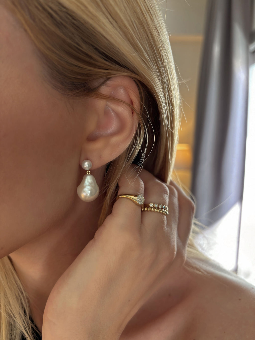 Pearl Duo 18K Gold Drop Earrings w. Pearls