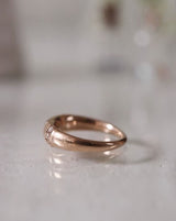 Nonna's Dome 18K Gold, Whitegold or Rosegold Ring w. Diamonds