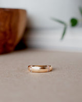 Nonna's Dome 18K Gold, Whitegold or Rosegold Ring w. Diamonds