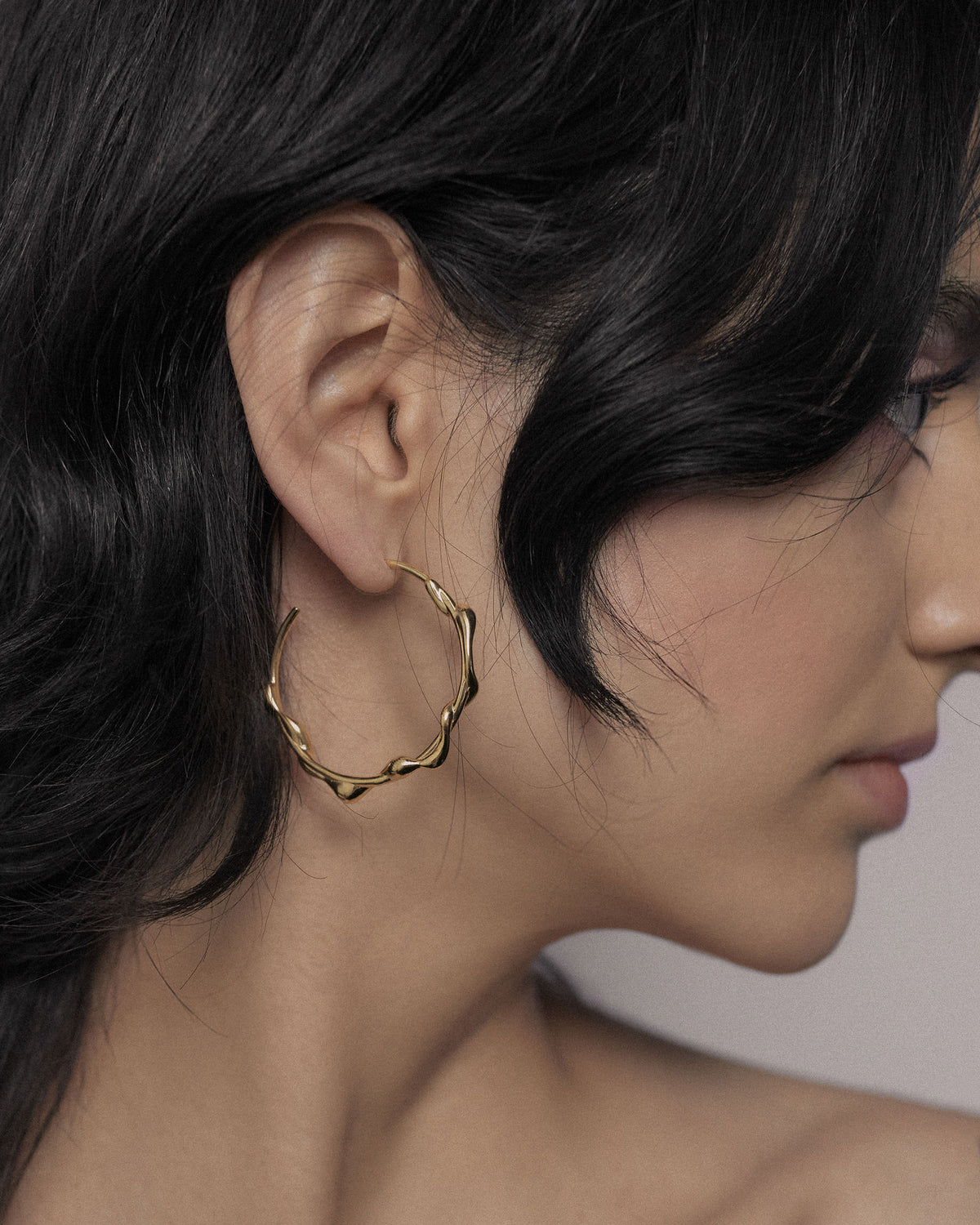 Nuri 35 Gold Plated Hoop