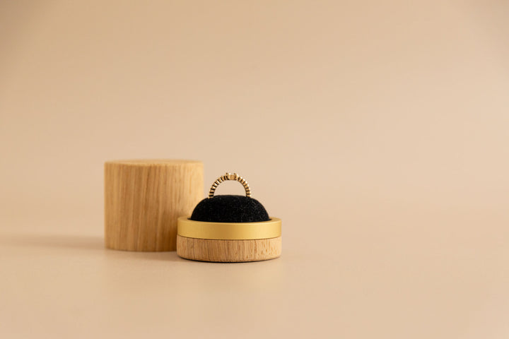 Egetræ Guldlook Ring box