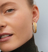 Large Leaves 18K Gold Hoops w. Diamonds