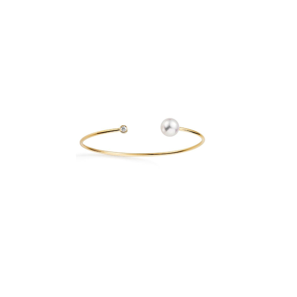 Open Designed 18K Gold Bangle w. Diamond & Pearl
