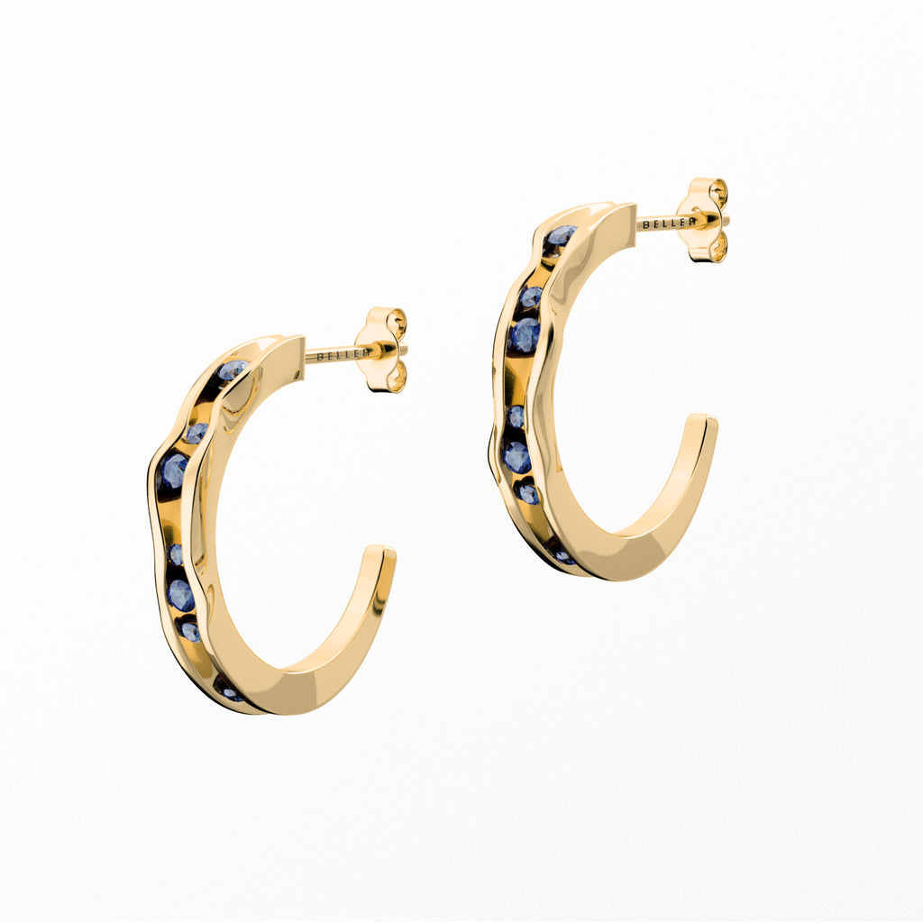 On The Edge 18K  Gold Earrings N°5 w. Sapphires