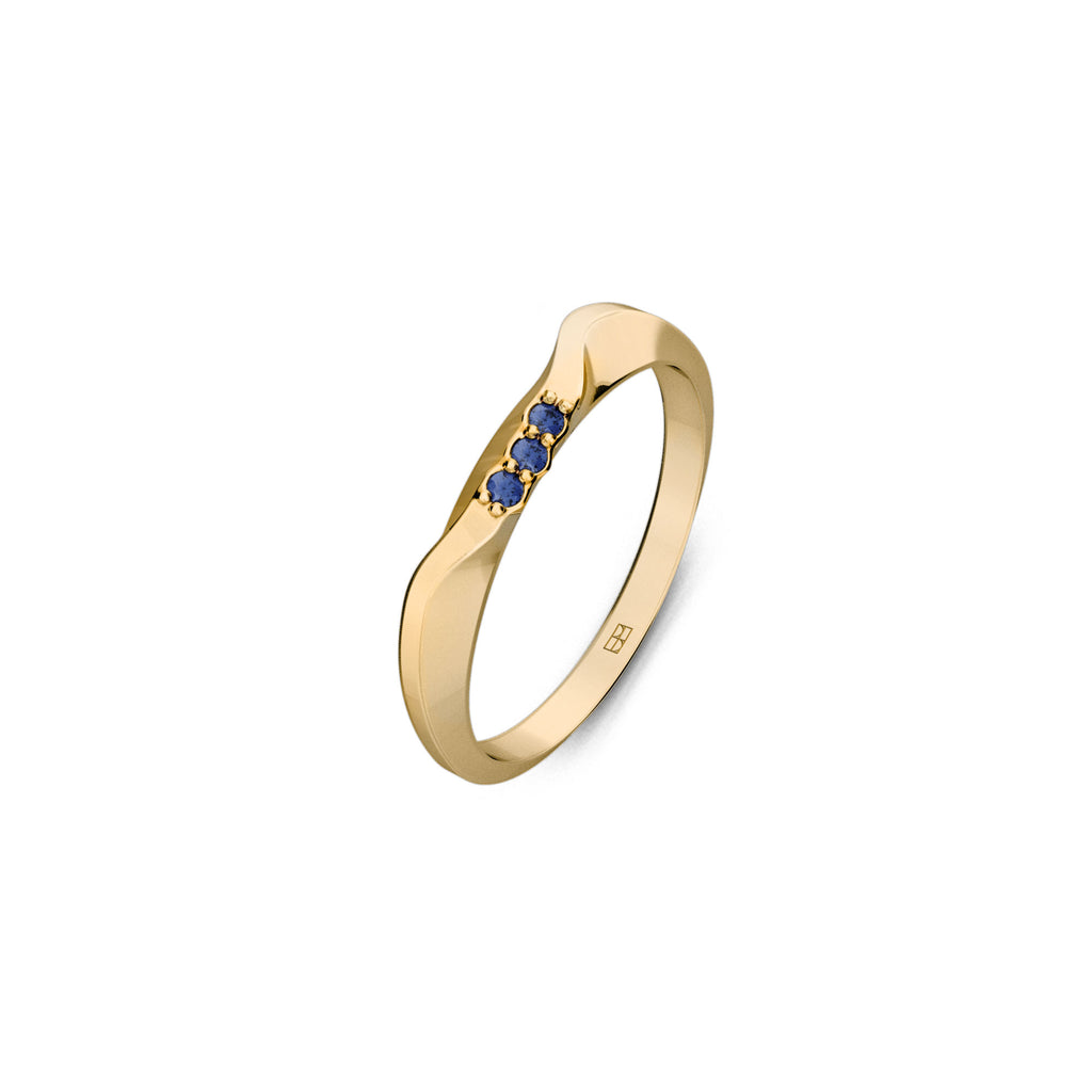 On The Edge 18K Gold Ring N°13 w. Sapphires