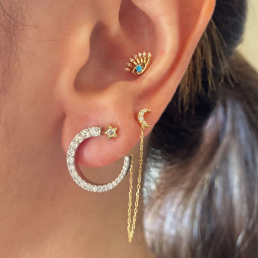 Over the Moon 18K Gold Earring w. Diamonds