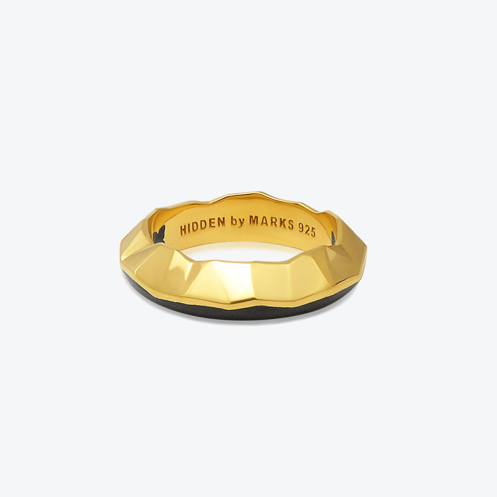 A. ICEBERG 18K GLODSPLATTER RING W. Jet Black Emaille