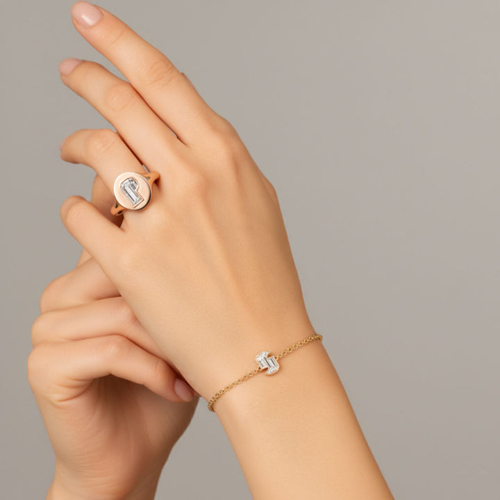 Alphabet 18K Rosegold Initial P Signet Ring w. Solitaire Lab-Grown Diamond