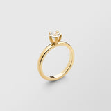Cocktail 18K Gold Ring w. 5mm Crystal