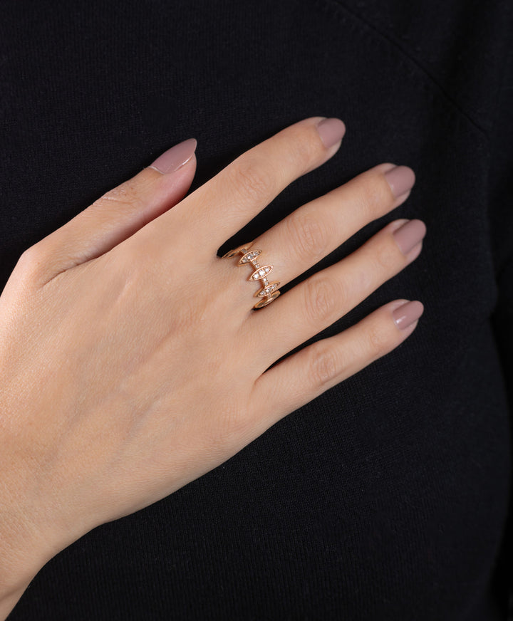 Losange 18K Gold, Whitegold or Rosegold Ring w. Diamonds