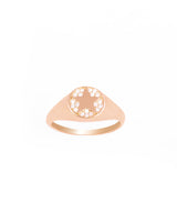 Star Centered Signet 18K Gold, Whitegold or Rosegold Ring w. Diamonds