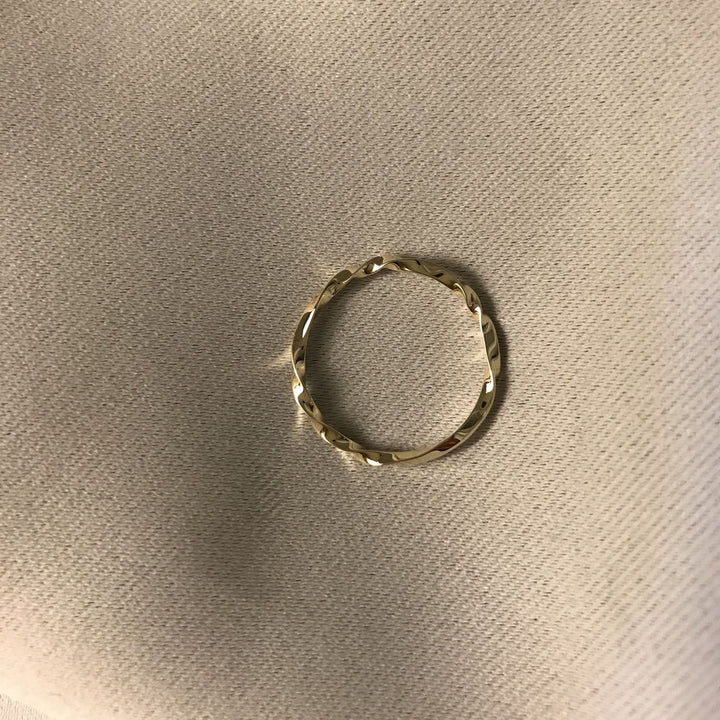 See 14k goldener Ring