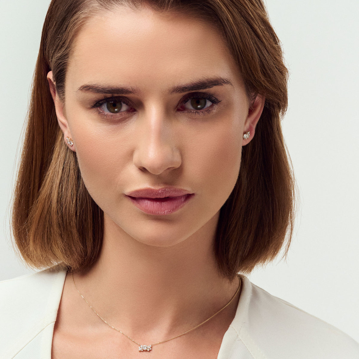 Liebhaber 14K Gold Studs w. Diamanten gewachsen