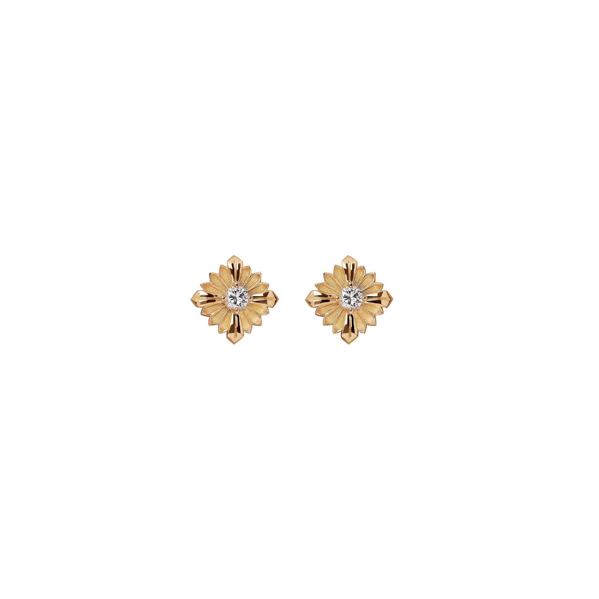 Stamp Diamonds 18K Gold Earring w. Diamonds