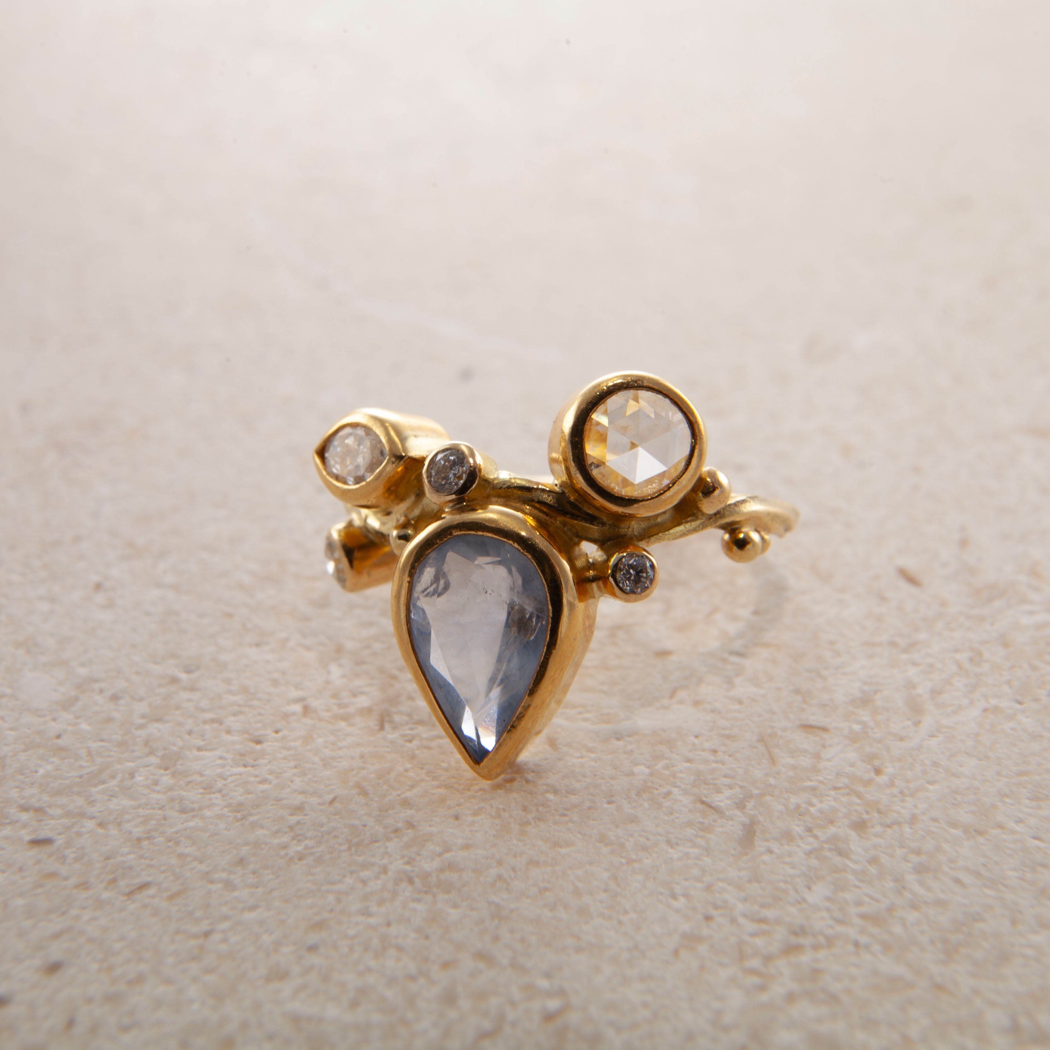Seafire 18K & 22K Gold Ring w. Blue Sapphire & Diamond
