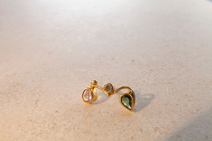 Seafire Gold Ohrring aus 18K & 22K mit Diamant & pinkem u. grünem Saphir