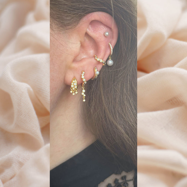 NYMPH 18K GLODS HUGGIE W. Perle & Zirkonia