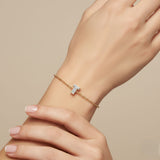 Armbånd med bogstavet T i 18K guld, Rosaguld eller Hvidguld m. en solitaire-Lab-Grown Diamant