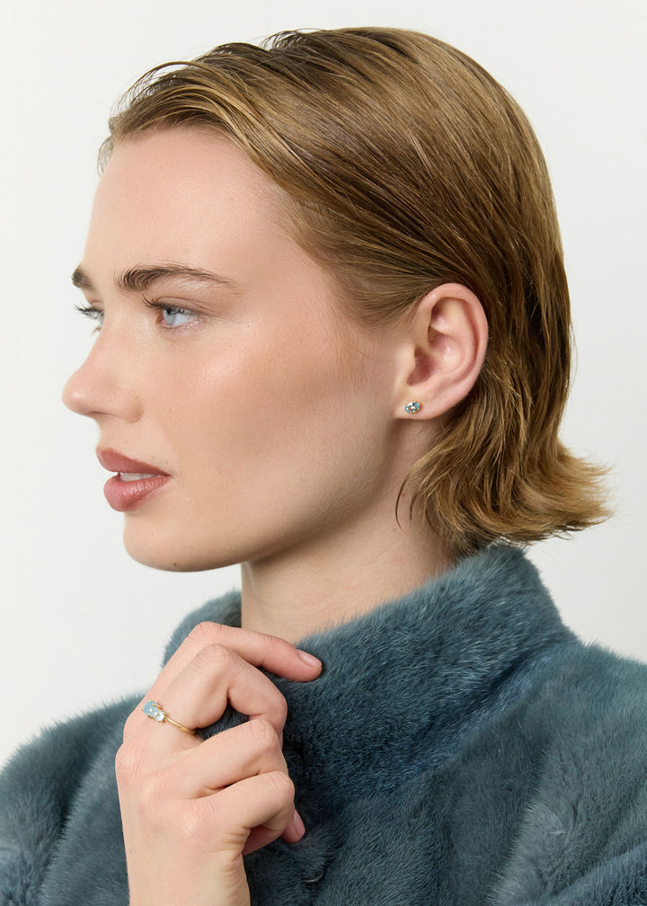 Stella 10K Gold Studs w. Blue Topaz
