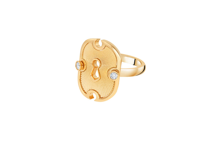 Unlock Gold 18K Gold Ring w. Diamonds