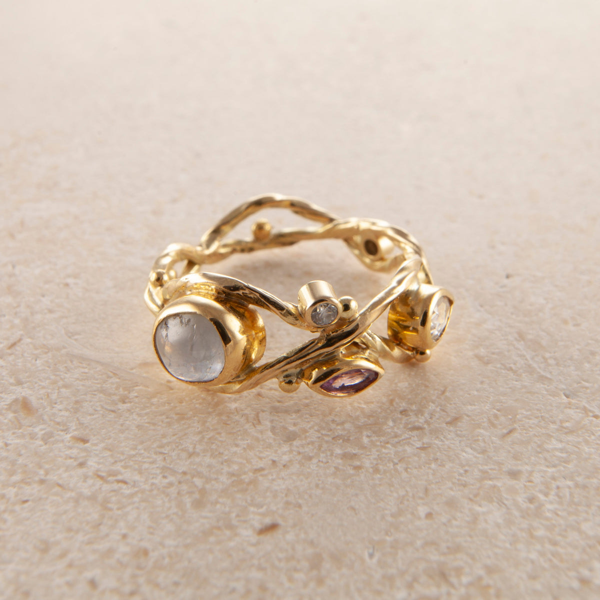 Seafire 18K & 22K Gold Ring w. Star Sapphire & Diamond