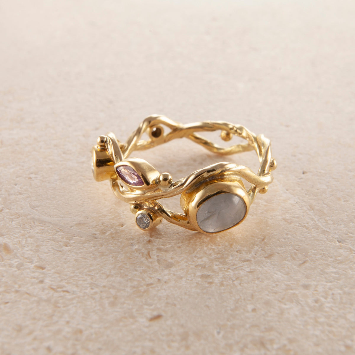 Seafire 18K & 22K Gold Ring w. Star Sapphire & Diamond