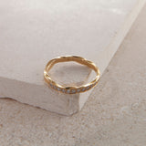 Wedding 18K Gold Ring w. Diamond
