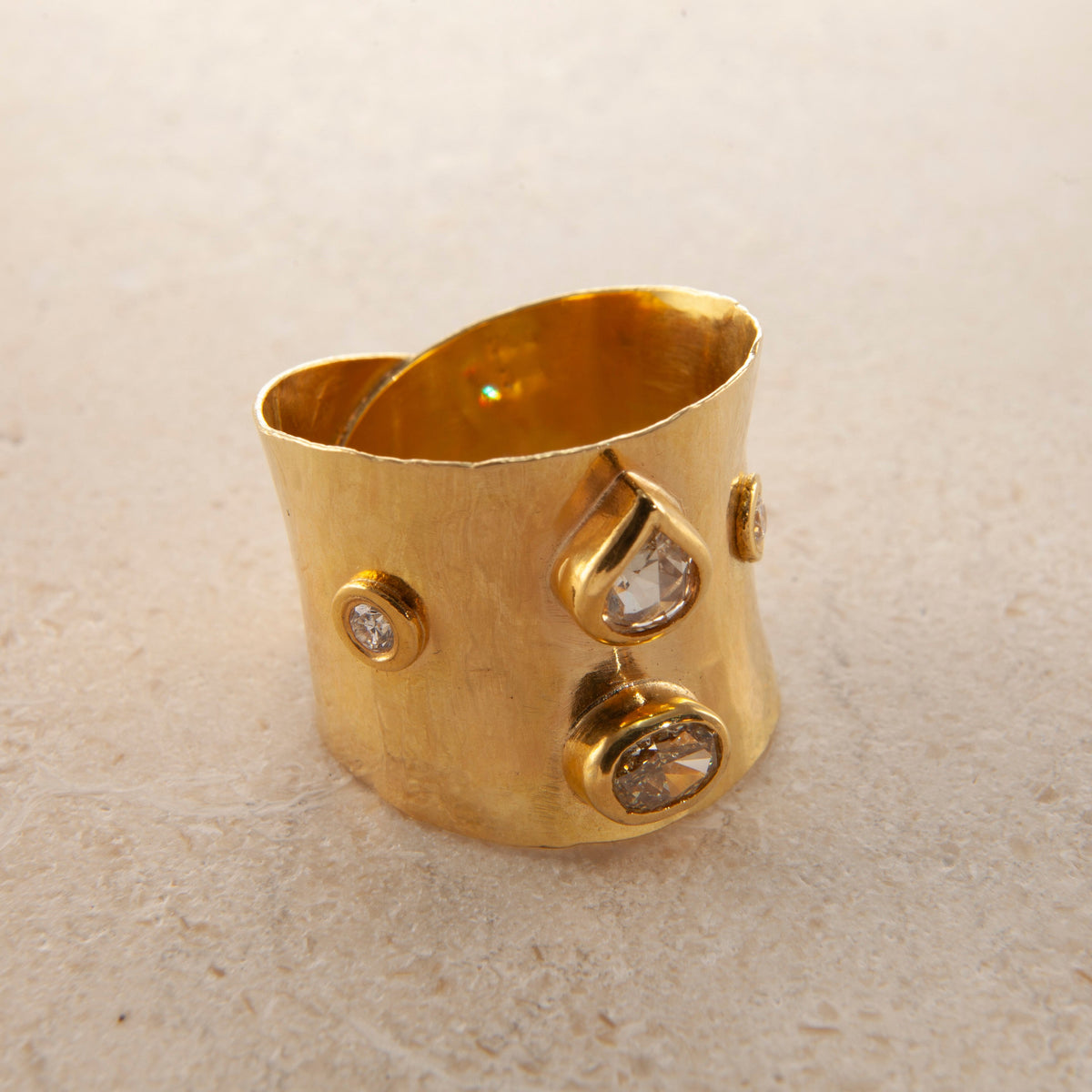 Halle Berry 18K & 22K Gold Ring w. Diamonds