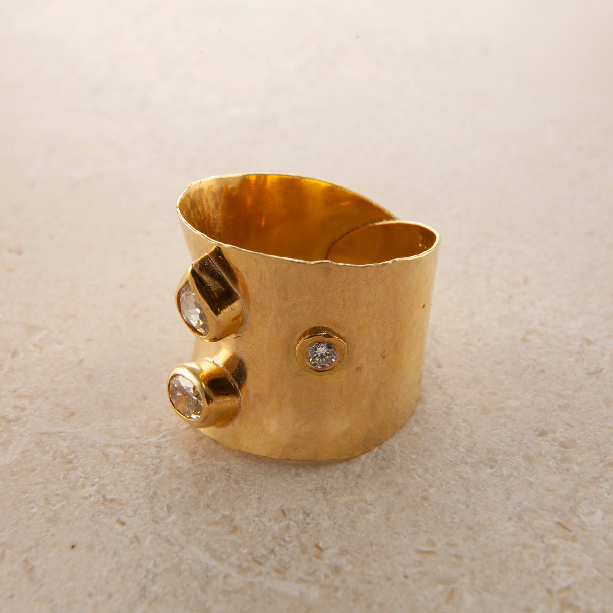 Halle Berry 18K & 22K Gold Ring w. Diamonds