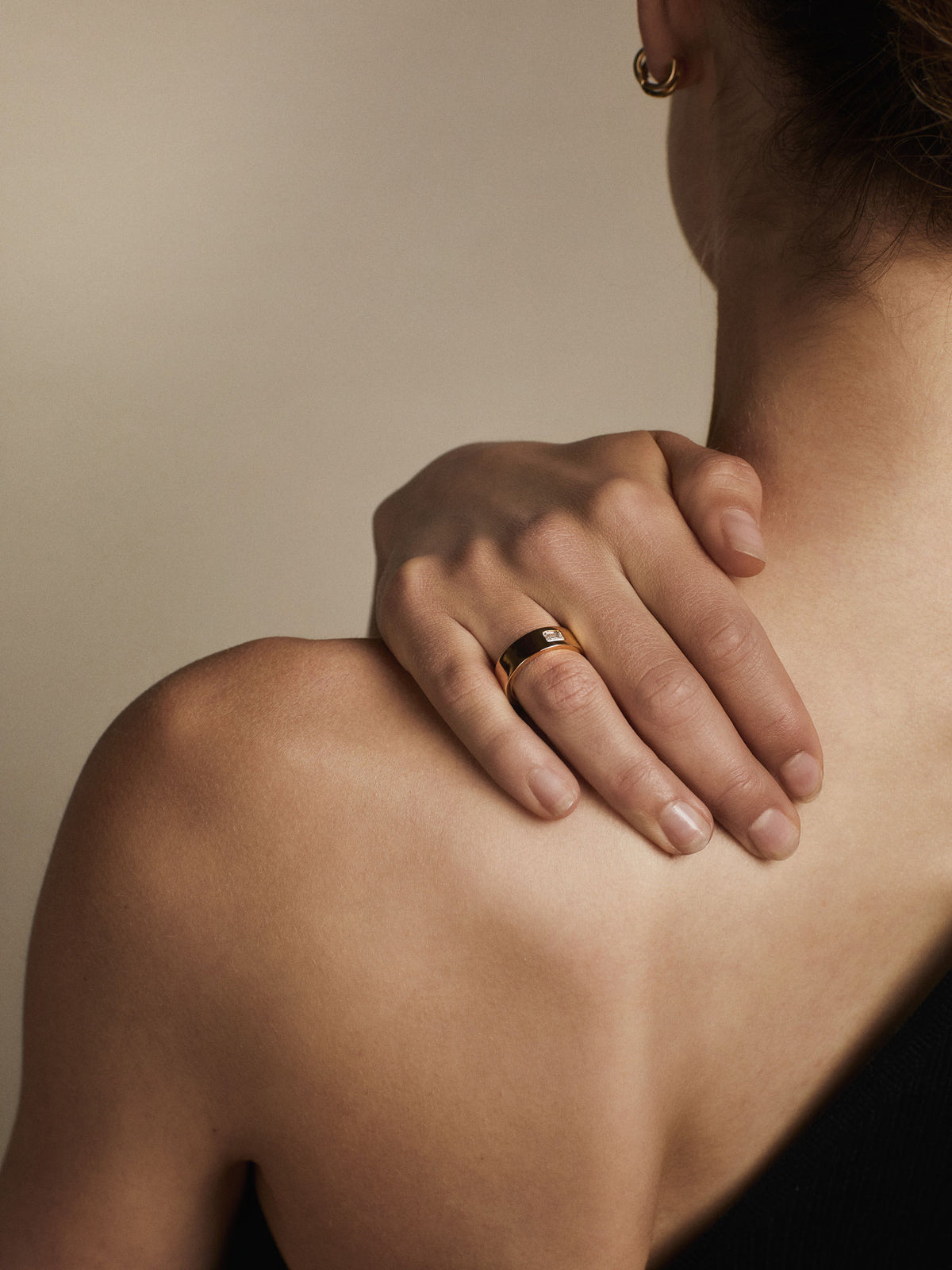 Veracity 18K Gold, Whitegold or Rosegold Ring w. Lab-Grown Diamond