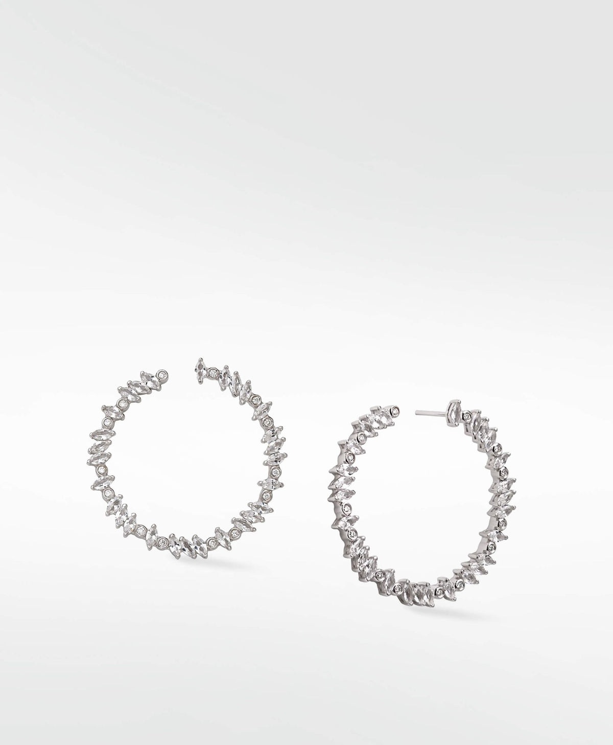 Veto Bright Silver Earrings w. Lab-Grown Diamonds & Sapphires