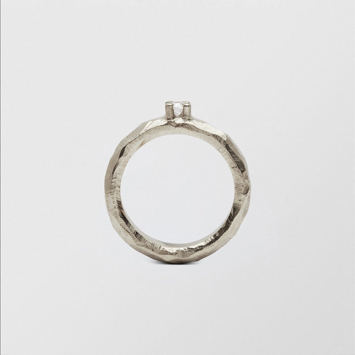 Mouse Solitaire 0.15ct 18K Whitegold Ring w. Diamond