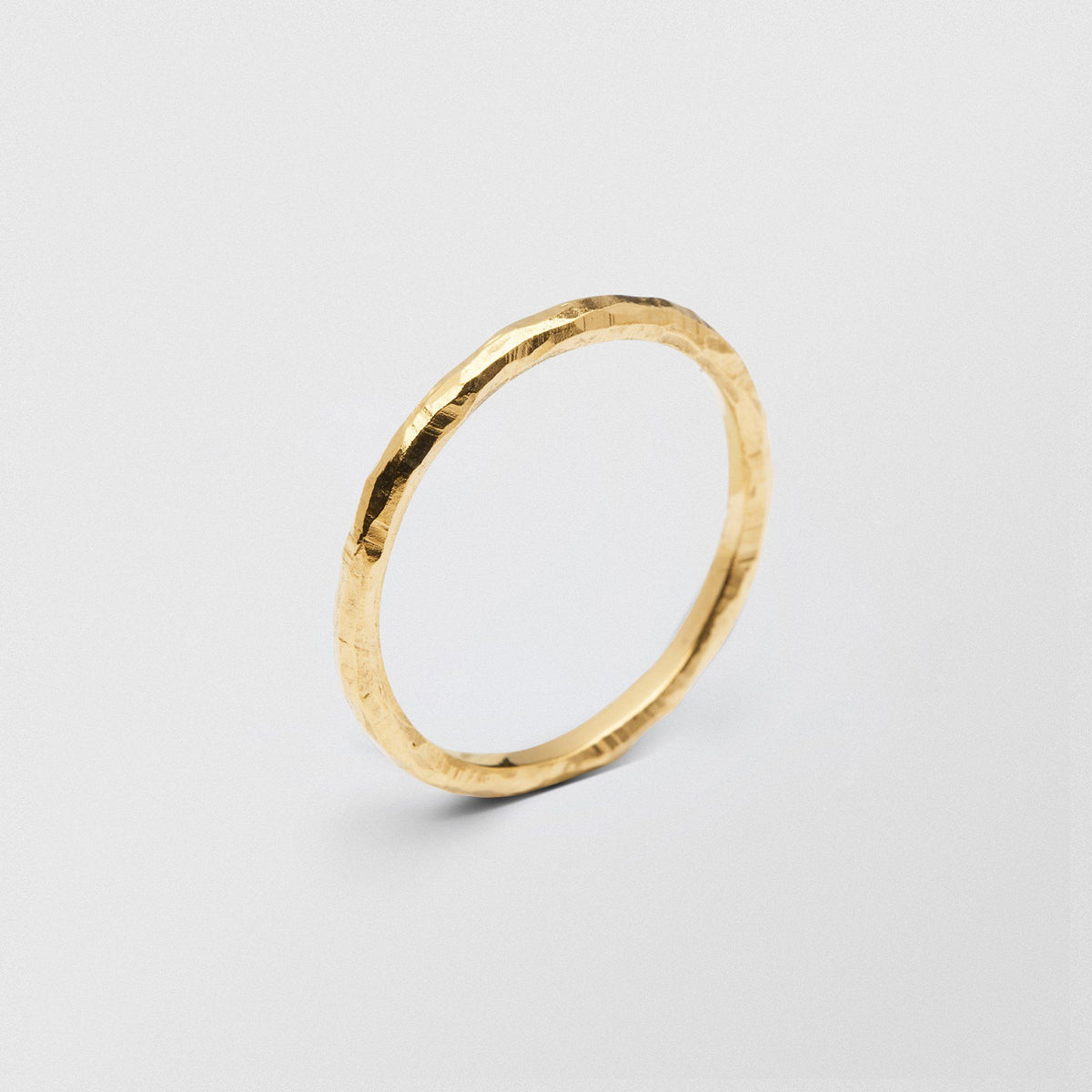 Ringo Plain 2mm 18K Gold Ring