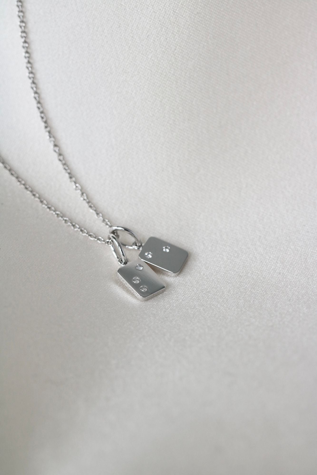My Secret D 18K Whitegold Pendant w. Diamonds