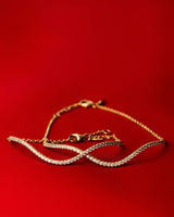 Wave 14K Gold Bracelet w. Diamond